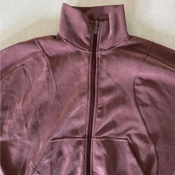 Lululemon Brushed Softstreme Funnel-neck Zip Up Size 6 Red Merlot - Picture 5 of 5